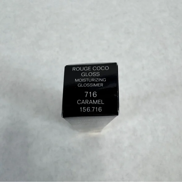 CHANEL Rouge Coco Gloss Moisturizing Glossimer - Caramel 716 - Picture 8 of 14